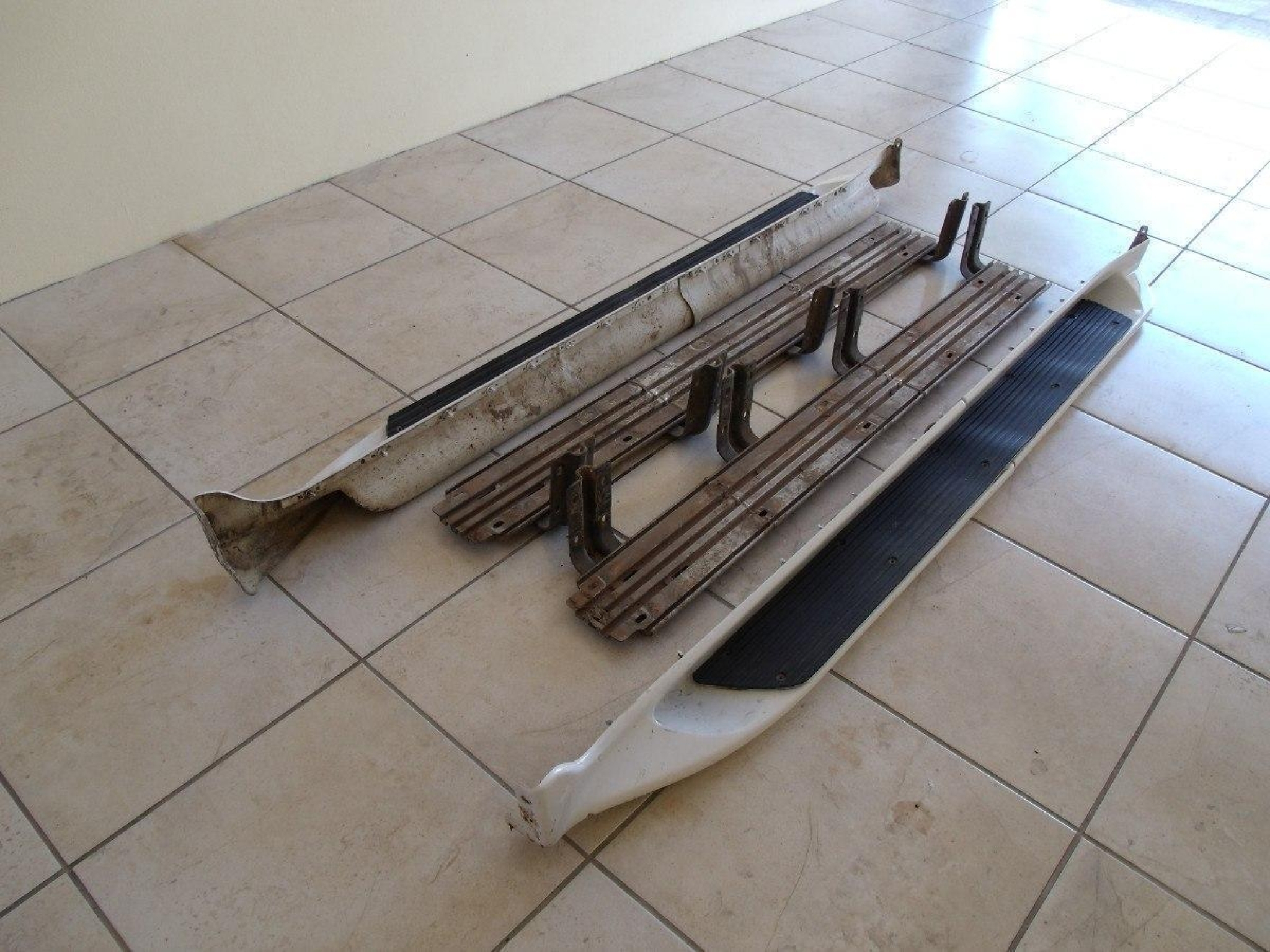 Estribos para Ford Explorer - par